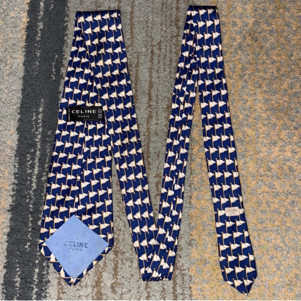 Celine Paris Silk Tie Made in Spain, Cream Waving Flags Necktie Vintage Luxury - Picture 2 of 7